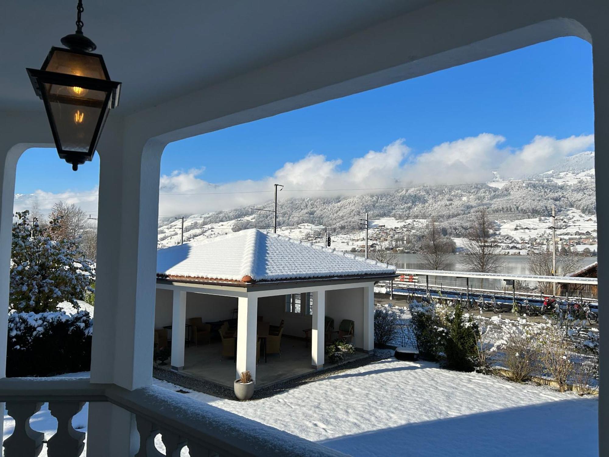 Verena'S Boutique Villa Au Lac Sachseln Exteriör bild